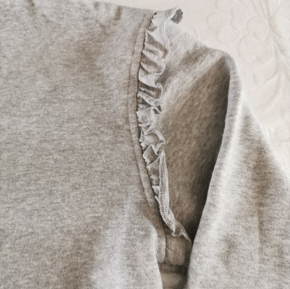 Make+Model Gray Ruffle Hooded Sweatshirt Size Med - Picture 2 of 9